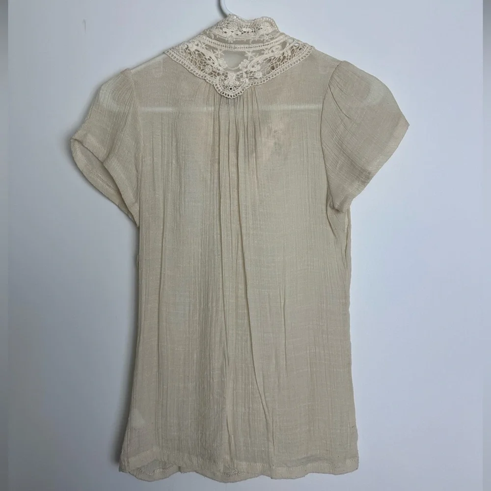 Cream Lace-Trimmed Women's Top with Bow Tie - Picture 8 of 14